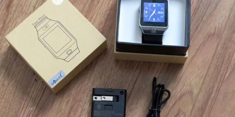 Video mở hộp và đánh giá InWatch C